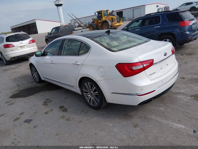 46024811 :رقم المزاد ، KNALN4D77F5197478 vin ، 2015 Kia Cadenza Premium مزاد بيع