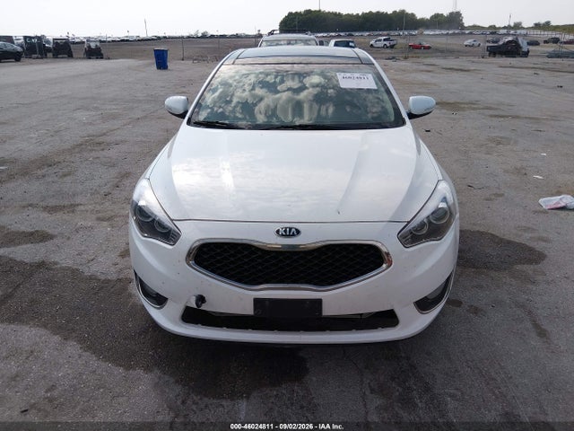 46024811 :رقم المزاد ، KNALN4D77F5197478 vin ، 2015 Kia Cadenza Premium مزاد بيع