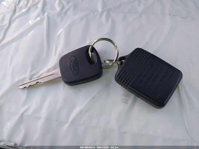 Продажа на аукционе авто 2002 Ford Focus Se, vin: 1FAFP34P32W330932, номер лота: 46024818