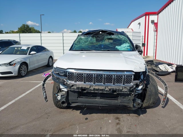 2022 Jeep Grand Wagoneer Series Iii 4x4 მანქანა იყიდება აუქციონზე, vin: 1C4SJVGJ3NS136376, აუქციონის ნომერი: 46024869