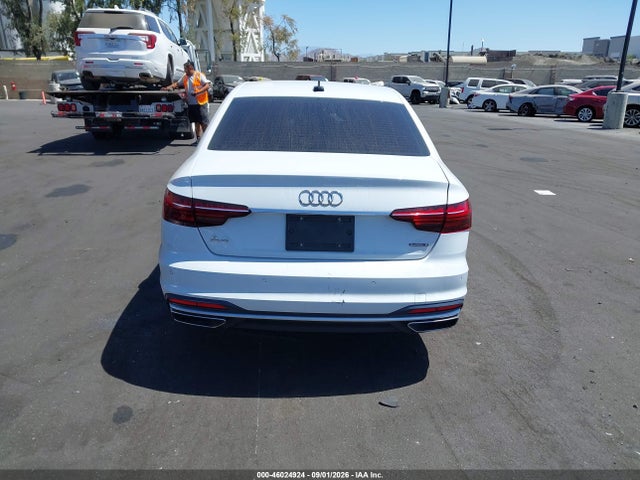 Продаж на аукціоні авто 2021 Audi A4 Premium 40 Tfsi Quattro S Tronic, vin: WAUABAF40MN008328, номер лоту: 46024924