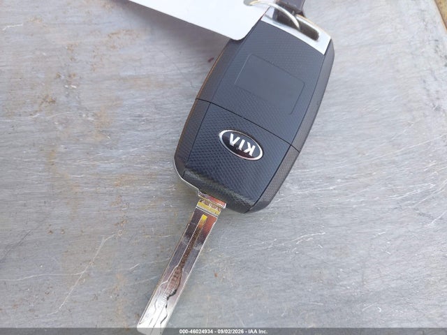 46024934 :رقم المزاد ، KNDJN2A25H7468505 vin ، 2017 Kia Soul مزاد بيع