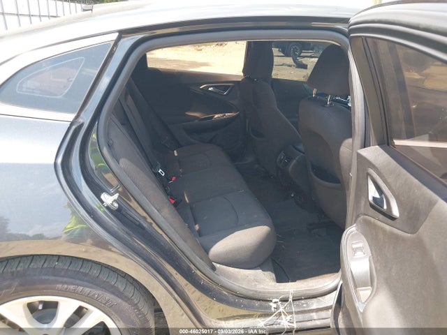 Продаж на аукціоні авто 2018 Chevrolet Malibu Lt, vin: 1G1ZD5ST6JF177062, номер лоту: 46025017