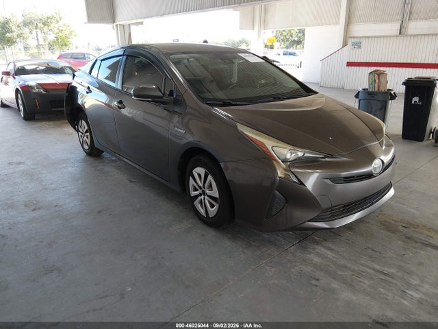 46025044 :رقم المزاد ، JTDKBRFU3H3548926 vin ، 2017 Toyota Prius Two مزاد بيع