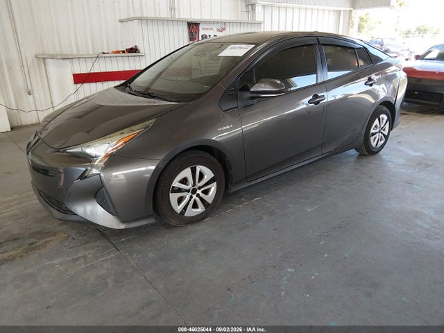46025044 :رقم المزاد ، JTDKBRFU3H3548926 vin ، 2017 Toyota Prius Two مزاد بيع