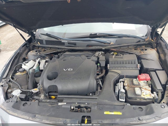1N4AA6AP1HC456203 Nissan Maxima 3.5 S