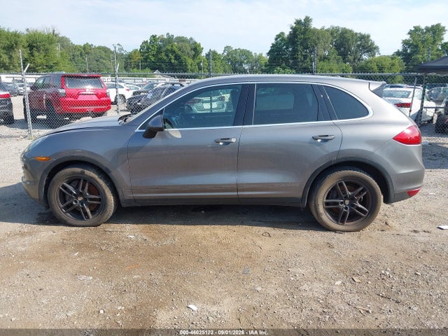 46025122 :رقم المزاد ، WP1AA2A22CLA12519 vin ، 2012 Porsche Cayenne مزاد بيع