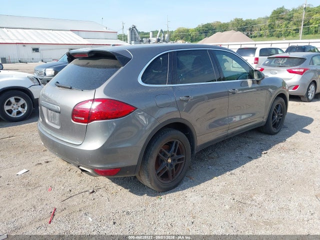 46025122 :رقم المزاد ، WP1AA2A22CLA12519 vin ، 2012 Porsche Cayenne مزاد بيع