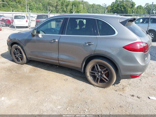46025122 :رقم المزاد ، WP1AA2A22CLA12519 vin ، 2012 Porsche Cayenne مزاد بيع