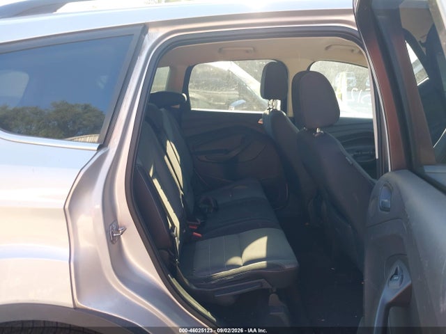 46025123 :رقم المزاد ، 1FMCU9GX6GUC11128 vin ، 2016 Ford Escape Se مزاد بيع