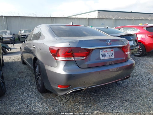 Lexus LS 460 2014 JTHBL5EF5E5131282 Image 3