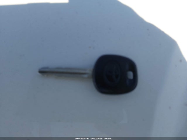 46025150 :رقم المزاد ، 5YFBURHE5FP358789 vin ، 2015 Toyota Corolla L مزاد بيع