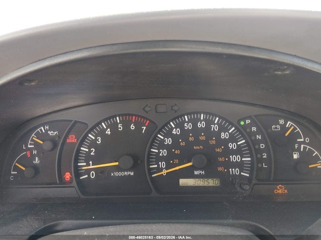 2000 Toyota Tundra Sr5 V8 მანქანა იყიდება აუქციონზე, vin: 5TBRT3413YS092886, აუქციონის ნომერი: 46025163