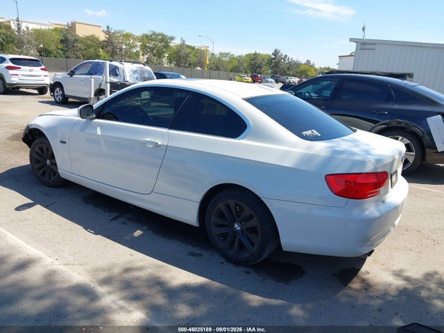 Продажа на аукционе авто 2011 Bmw 328i, vin: WBAKE5C57BE429556, номер лота: 46025189