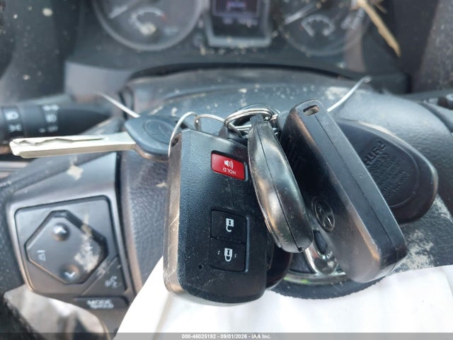 2018 Toyota Tacoma Trd Off Road მანქანა იყიდება აუქციონზე, vin: 3TMCZ5AN6JM141468, აუქციონის ნომერი: 46025192