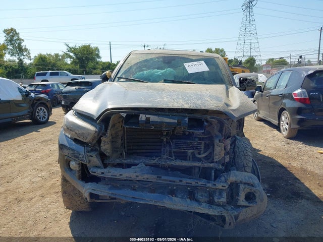 2018 Toyota Tacoma Trd Off Road მანქანა იყიდება აუქციონზე, vin: 3TMCZ5AN6JM141468, აუქციონის ნომერი: 46025192
