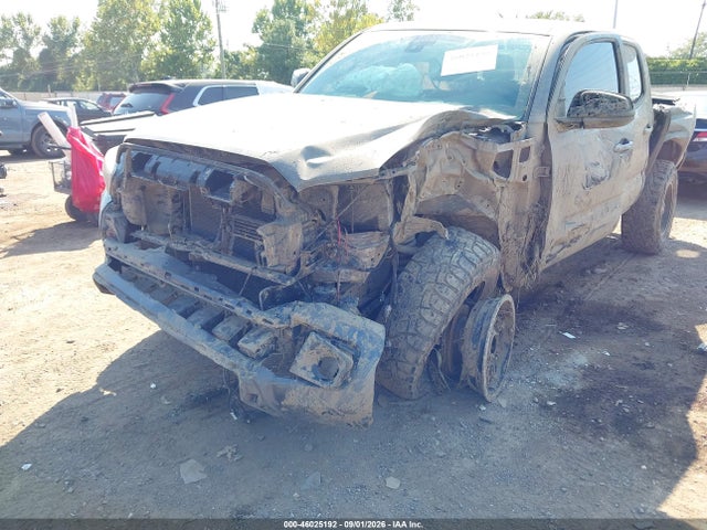 2018 Toyota Tacoma Trd Off Road მანქანა იყიდება აუქციონზე, vin: 3TMCZ5AN6JM141468, აუქციონის ნომერი: 46025192