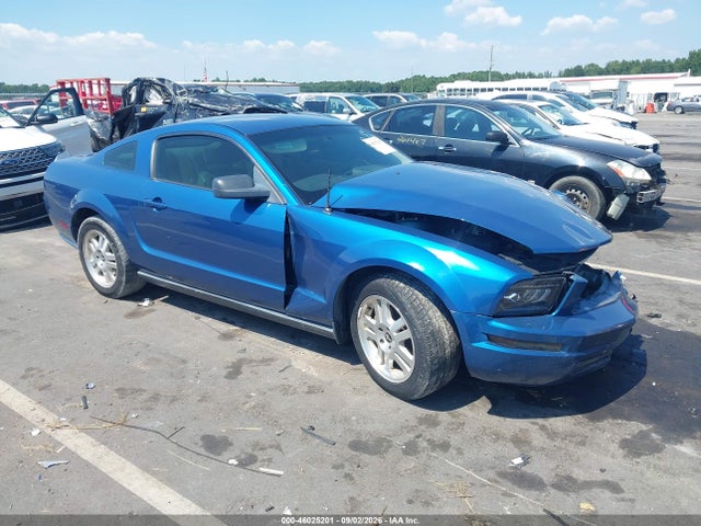 Продажа на аукционе авто 2005 Ford Mustang V6 Deluxe/v6 Premium, vin: 1ZVHT80N455248666, номер лота: 46025201