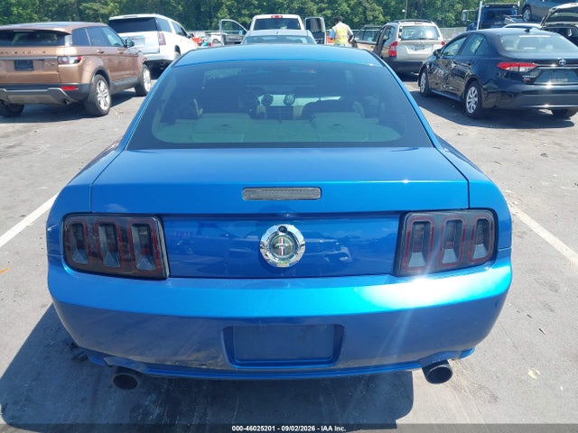 Продажа на аукционе авто 2005 Ford Mustang V6 Deluxe/v6 Premium, vin: 1ZVHT80N455248666, номер лота: 46025201