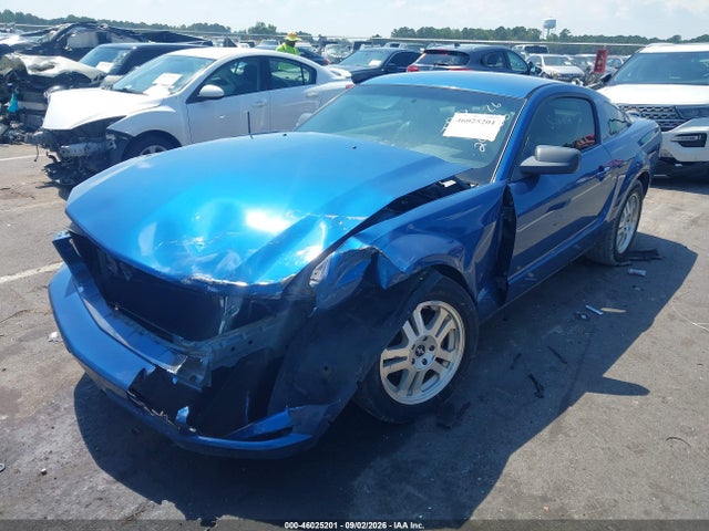 Продажа на аукционе авто 2005 Ford Mustang V6 Deluxe/v6 Premium, vin: 1ZVHT80N455248666, номер лота: 46025201