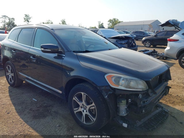 Продажа на аукционе авто 2014 Volvo Xc60 T6 R-design, vin: YV4902DZ6E2544443, номер лота: 46025208