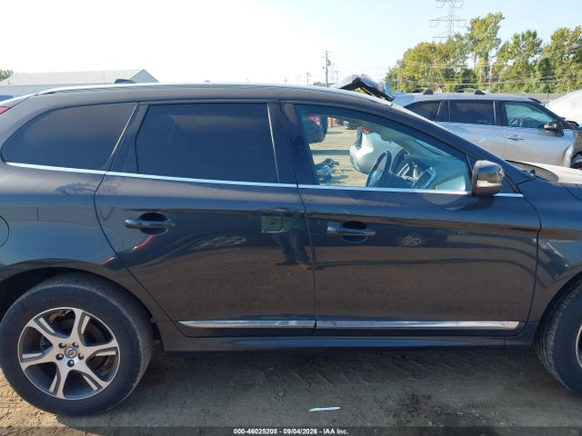 Продажа на аукционе авто 2014 Volvo Xc60 T6 R-design, vin: YV4902DZ6E2544443, номер лота: 46025208