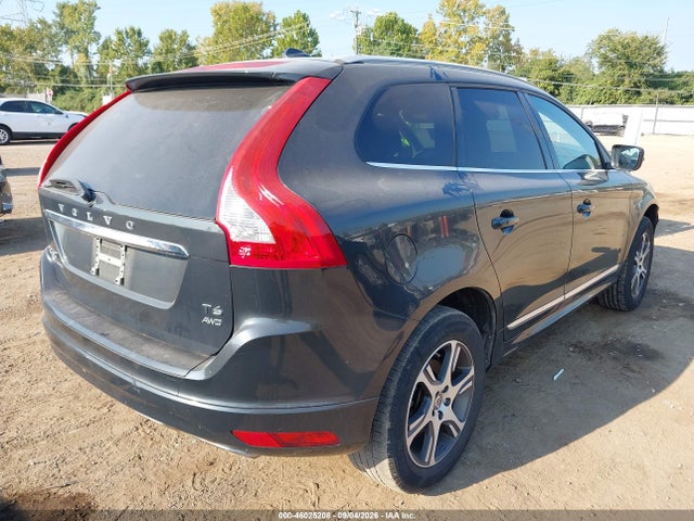 Продажа на аукционе авто 2014 Volvo Xc60 T6 R-design, vin: YV4902DZ6E2544443, номер лота: 46025208