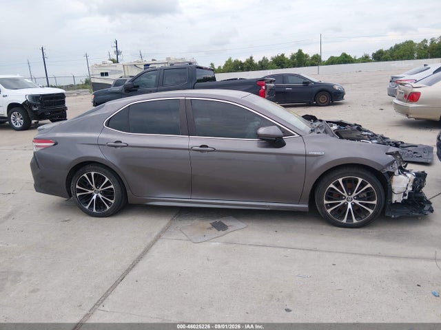 Продажа на аукционе авто 2018 Toyota Camry Hybrid Se, vin: 4T1B21HK2JU001817, номер лота: 46025226