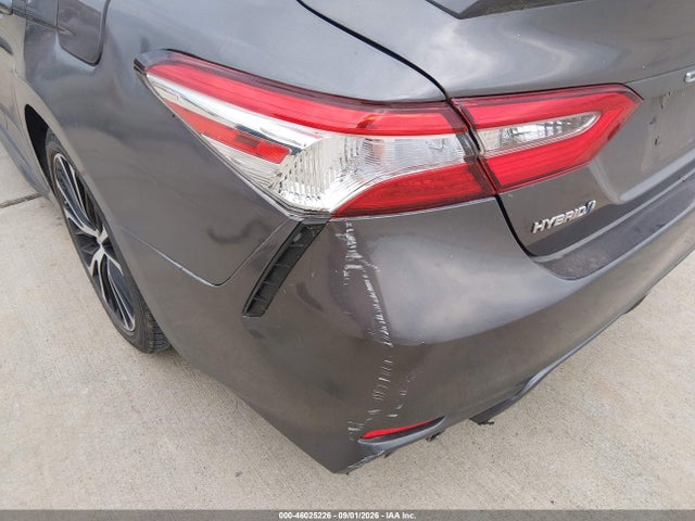 Продажа на аукционе авто 2018 Toyota Camry Hybrid Se, vin: 4T1B21HK2JU001817, номер лота: 46025226