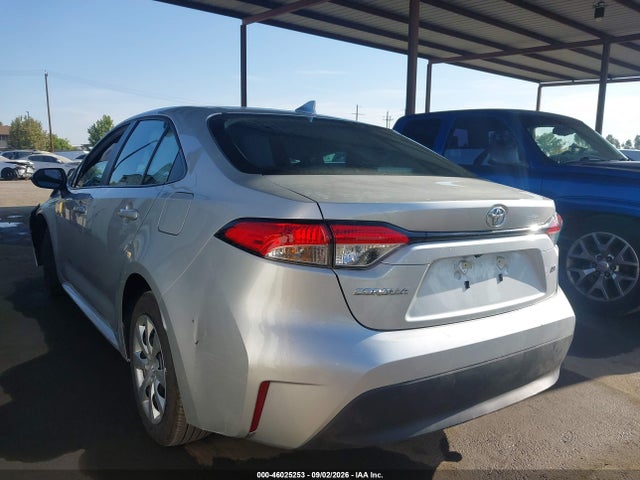 Toyota COROLLA LE 2025 5YFB4MDE9SP330688 Image 3