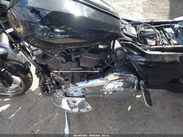 Harley-Davidson FLTRX 2024 1HD1KH718RB656443 Image 9