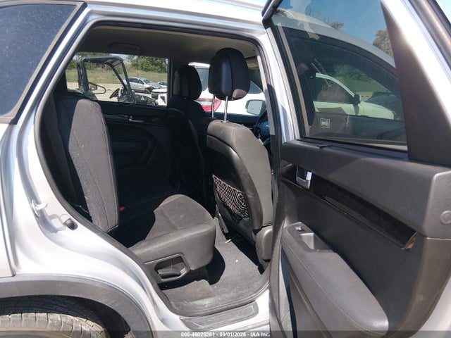KIA Sorento Lx V6 2014 5XYKTDA78EG457868 Image 8