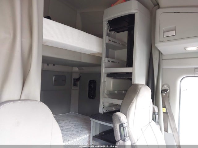 46025336 :رقم المزاد ، 1XKYDP9X6KJ239618 vin ، 2019 Kenworth T680 مزاد بيع