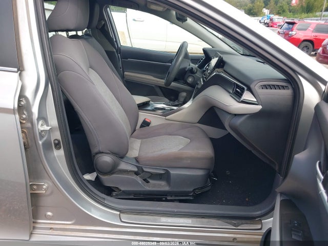 Toyota CAMRY LE 2022 4T1C11AK3NU696266 Image 5