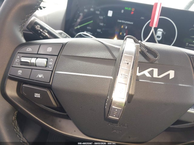 Продаж на аукціоні авто 2025 Kia K4 Ex, vin: 3KPFU4DE2SE241452, номер лоту: 46025367