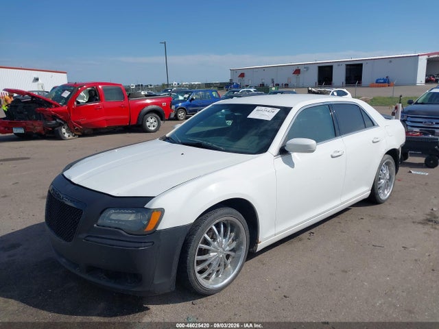 2013 Chrysler 300 Motown მანქანა იყიდება აუქციონზე, vin: 2C3CCAAG0DH534000, აუქციონის ნომერი: 46025420