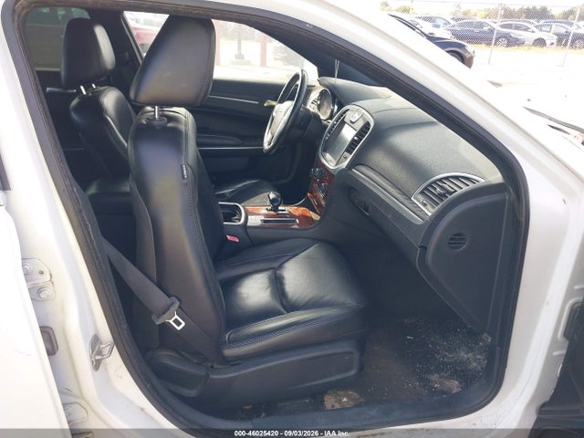 2013 Chrysler 300 Motown მანქანა იყიდება აუქციონზე, vin: 2C3CCAAG0DH534000, აუქციონის ნომერი: 46025420