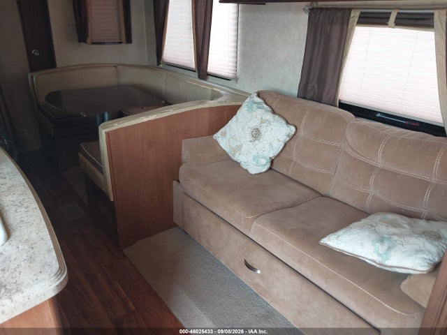 Forest River Salem 2016 4X4TSMB27GA315843 Image 15