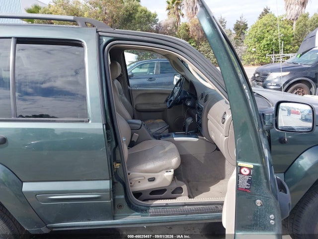 2002 Jeep Liberty Limited Edition მანქანა იყიდება აუქციონზე, vin: 1J8GL58K82W195184, აუქციონის ნომერი: 46025457