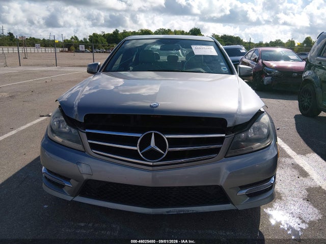 46025480 :رقم المزاد ، WDDGF4HB9EG253882 vin ، 2014 Mercedes-benz C 250 Sport مزاد بيع
