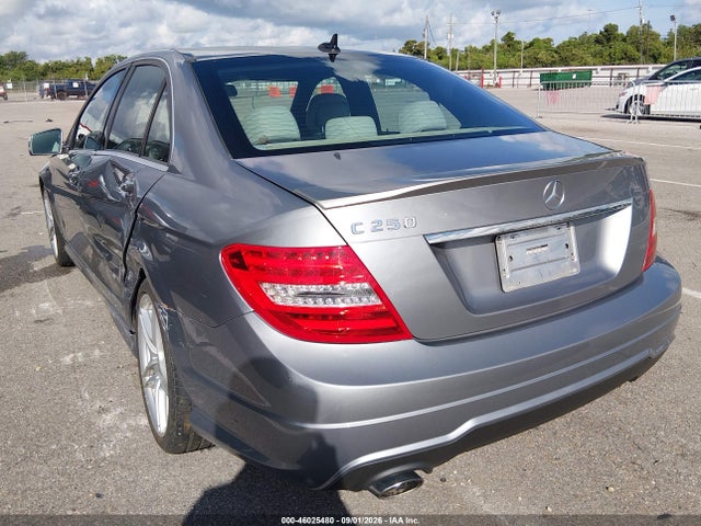 46025480 :رقم المزاد ، WDDGF4HB9EG253882 vin ، 2014 Mercedes-benz C 250 Sport مزاد بيع