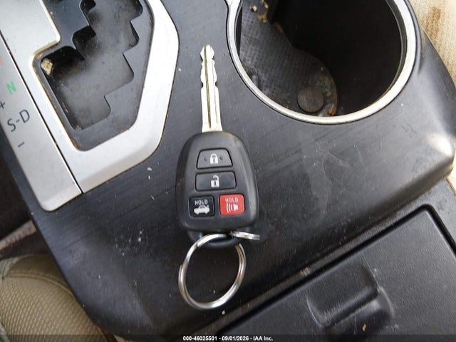 46025501 :رقم المزاد ، 4T1BF1FKXCU541250 vin ، 2012 Toyota Camry Le مزاد بيع