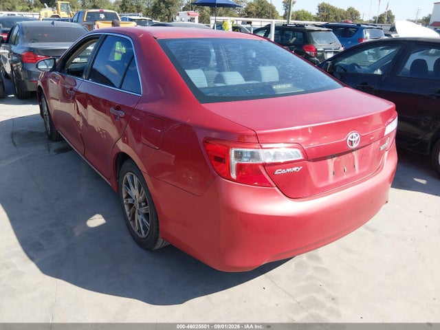 46025501 :رقم المزاد ، 4T1BF1FKXCU541250 vin ، 2012 Toyota Camry Le مزاد بيع