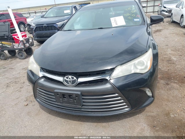 46025511 :رقم المزاد ، 4T1BF1FK8HU409353 vin ، 2017 Toyota Camry Le مزاد بيع