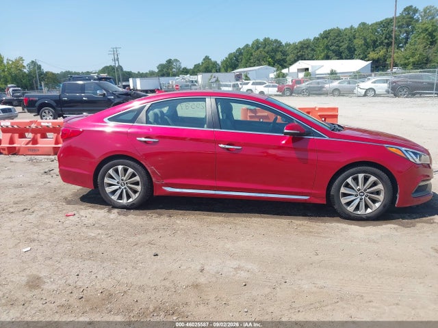 Hyundai Sonata Sport 2017 5NPE34AF2HH560513 Image 13