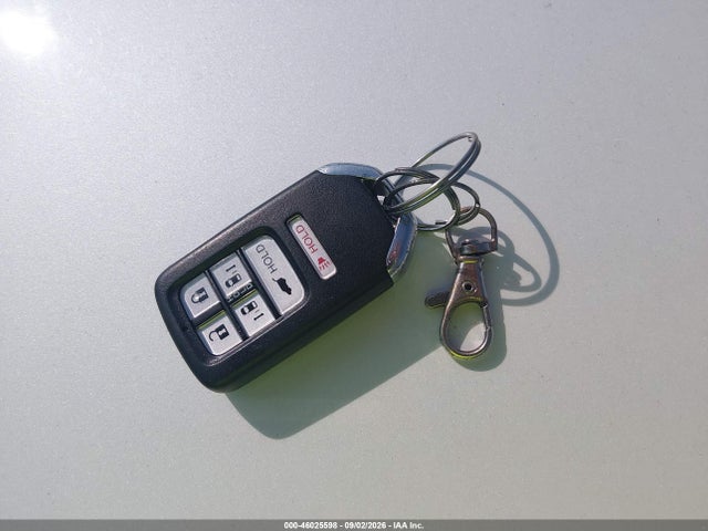 46025598 :رقم المزاد ، 5FNRL5H65GB084364 vin ، 2016 Honda Odyssey Ex-l مزاد بيع