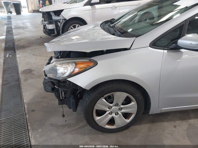 Aukcja sprzedaży 2016 Kia Forte Lx, vin: KNAFK5A82G5607601, numer aukcji: 46025639