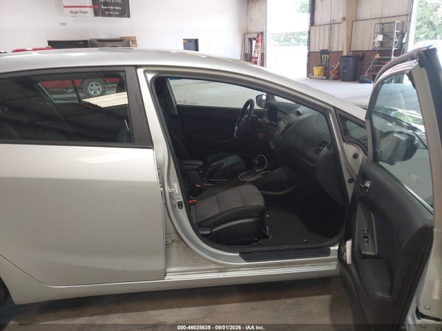 Aukcja sprzedaży 2016 Kia Forte Lx, vin: KNAFK5A82G5607601, numer aukcji: 46025639