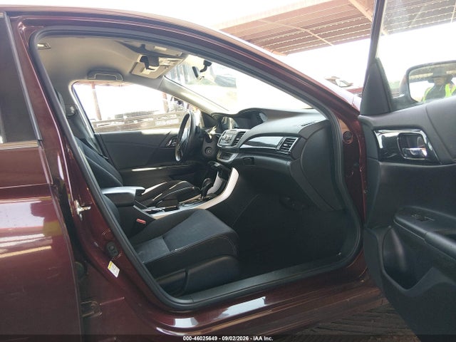 Продаж на аукціоні авто 2015 Honda Accord Sport, vin: 1HGCR2F59FA070957, номер лоту: 46025649