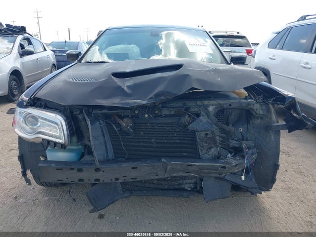 2015 Chrysler 300 Limited მანქანა იყიდება აუქციონზე, vin: 2C3CCAAG7FH792520, აუქციონის ნომერი: 46025686